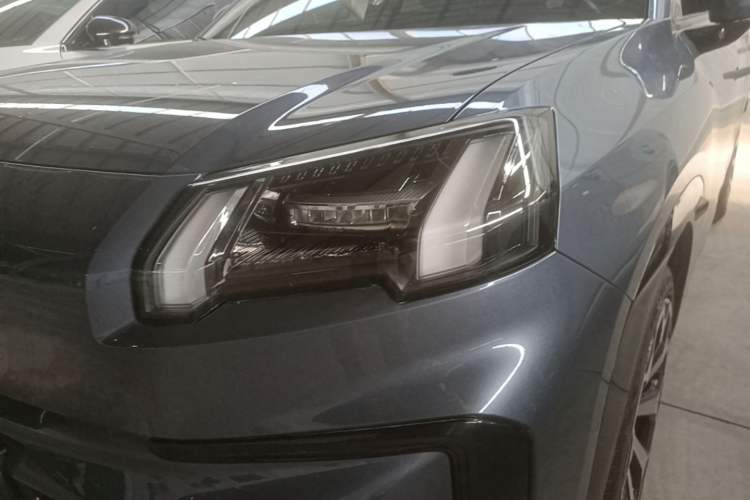 Used AION V 2024 Aion Tyrannosaurus 650 LiDAR Edition Left Front Headlight