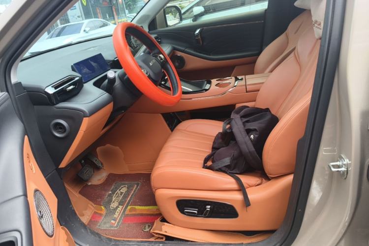 Used AION V 2024 Aion Tyrannosaurus 650 Smart Premium Edition Left Front Seat