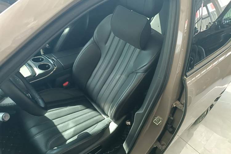 Used AION V 2024 Aion Tyrannosaurus 650 Smart Luxury Edition Left Front Seat