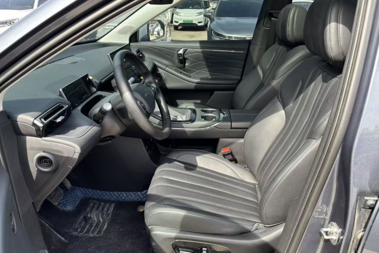 Used AION V 2024 Aion Tyrannosaurus 650 Smart Luxury Edition Left Front Seat