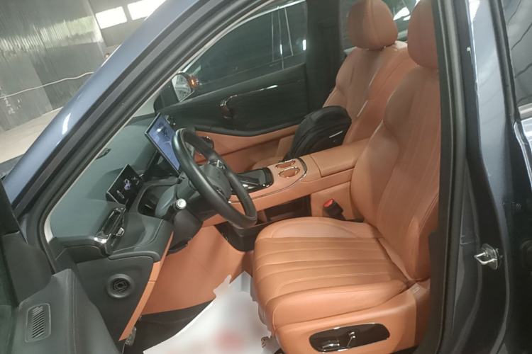 Used AION V 2024 Aion Tyrannosaurus 650 LiDAR Edition Left Front Seat