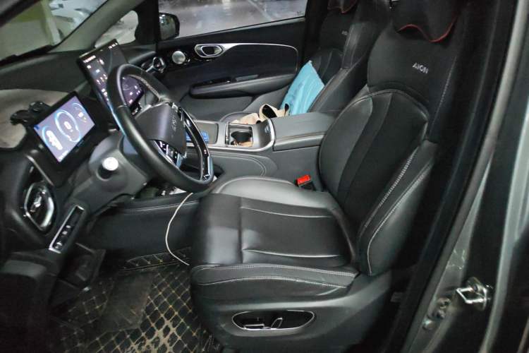 Used AION V 2024 Plus 70 Star Edition Lithium Iron Phosphate Left Front Seat