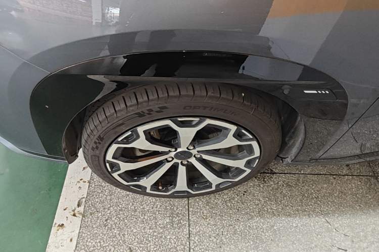 Used AION V 2024 Aion Tyrannosaurus 520 Smart Luxury Edition Left Front Wheel Hub