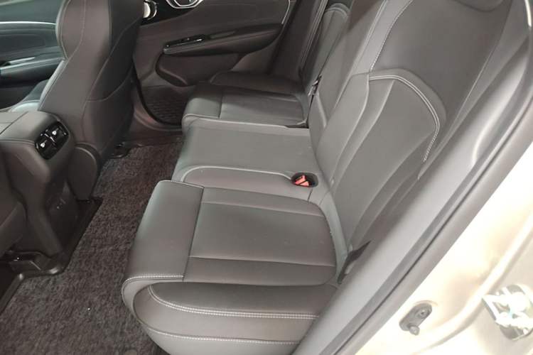 Used AION V 2024 Plus 70 Star Edition Lithium Iron Phosphate Left Rear Seat