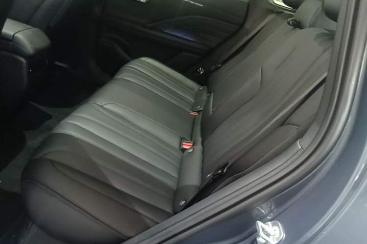 Used AION V 2024 Aion Tyrannosaurus 650 LiDAR Edition Left Rear Seat