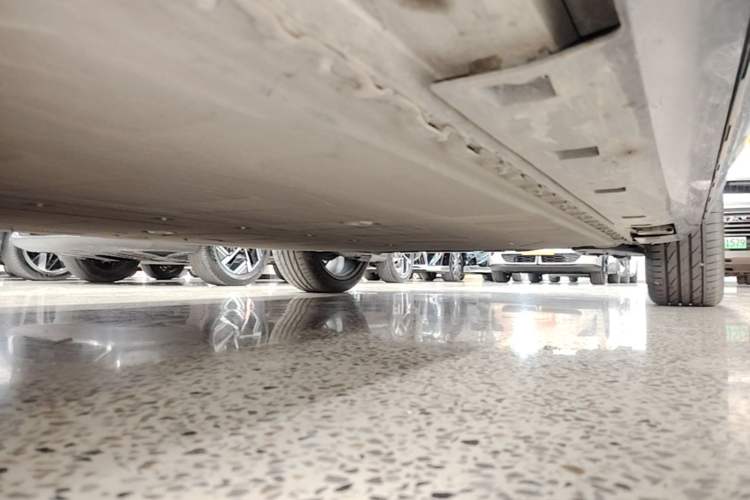 Used AION V 2024 Aion Tyrannosaurus 650 Smart Premium Edition Left Side Sill