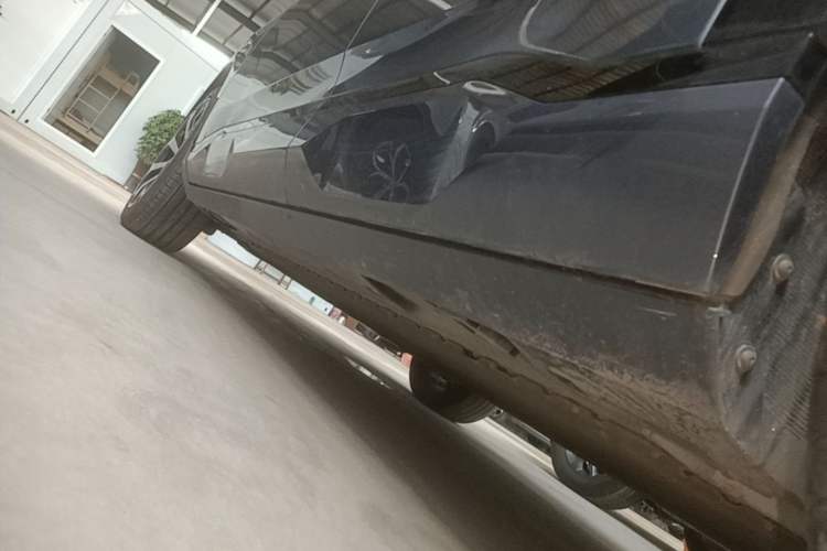 Used AION V 2024 Aion Tyrannosaurus 650 LiDAR Edition Left Side Sill