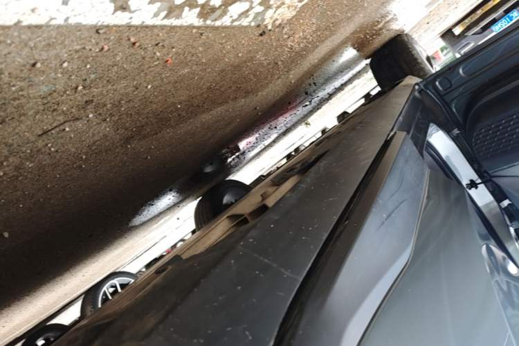Used AION V 2024 Plus 80 Star Edition Ternary Lithium Left Side Sill