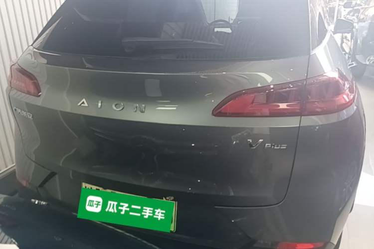 Used AION V 2024 Plus 70 Ultra-Charging Version Ternary Lithium Rear