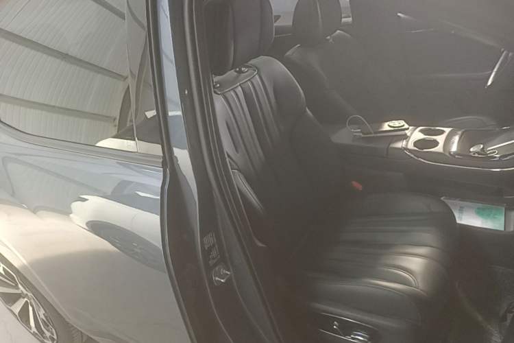Used AION V 2024 Aion Tyrannosaurus 650 LiDAR Edition Right Front Seat