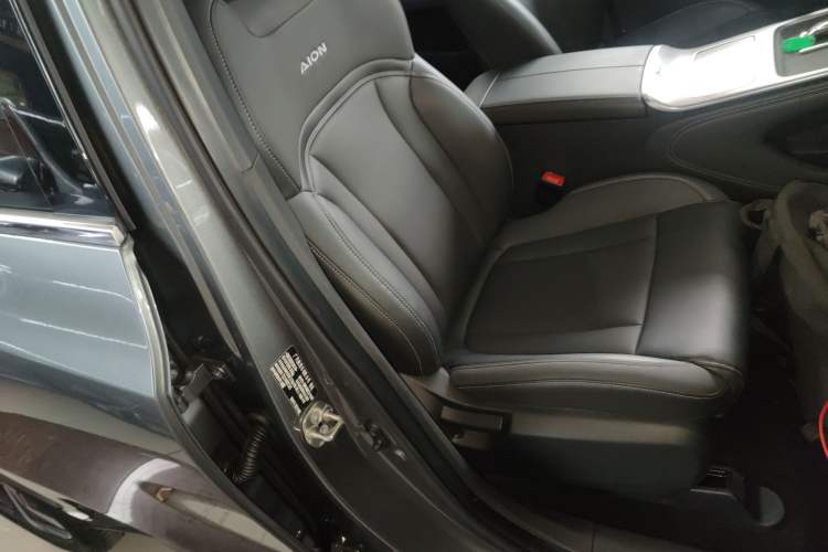 Used AION V 2024 Plus 70 Star Edition Lithium Iron Phosphate Right Front Seat