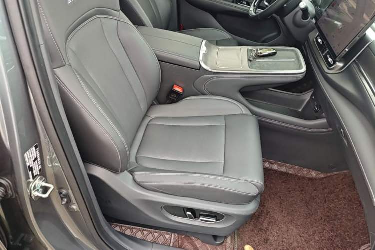Used AION V 2024 Plus 80 Star Edition Ternary Lithium Right Front Seat