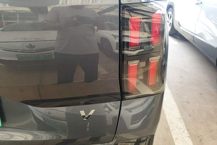 Used AION V 2024 Aion Tyrannosaurus 650 Smart Luxury Edition Right Rear Taillight