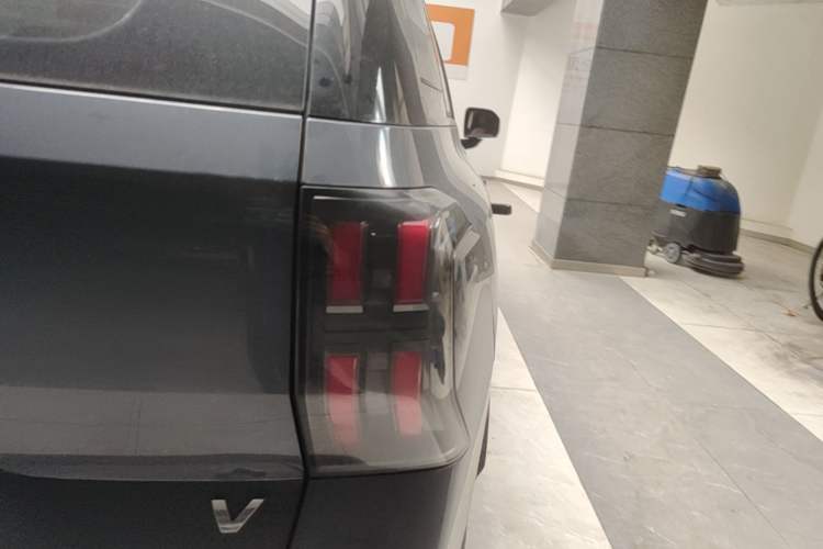 Used AION V 2024 Aion Tyrannosaurus 520 Smart Luxury Edition Right Rear Taillight