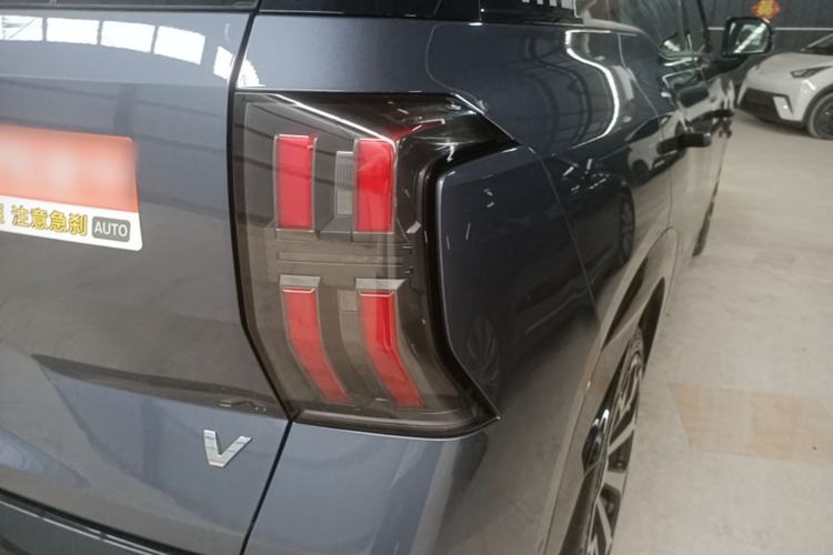 Used AION V 2024 Aion Tyrannosaurus 650 LiDAR Edition Right Rear Taillight