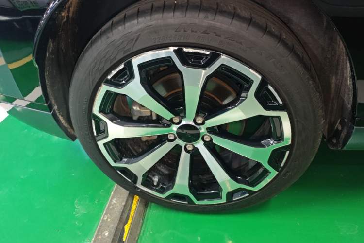 Used AION V 2024 Aion Tyrannosaurus 520 Smart Luxury Edition Right Rear Wheel Hub
