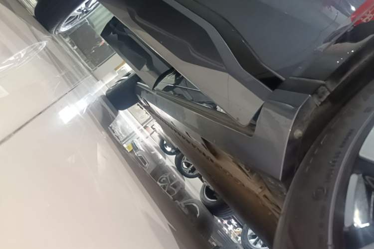 Used AION V 2024 Aion Tyrannosaurus 650 LiDAR Edition Right Side Sill