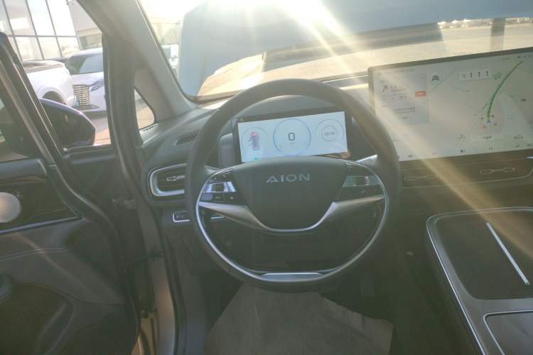 Used AION V 2024 Plus 70 Star Edition Lithium Iron Phosphate Steering Wheel