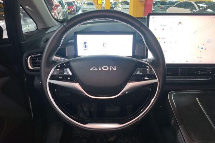 Used AION V 2024 Plus 70 Star Edition Lithium Iron Phosphate Steering Wheel