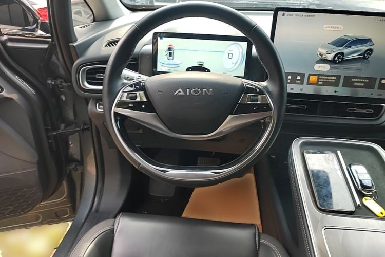 Used AION V 2024 Plus 70 Tech Edition Lithium Iron Phosphate Steering Wheel