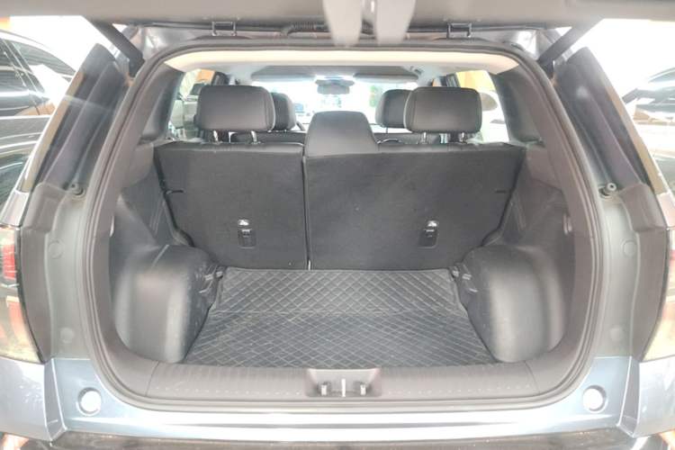 Used AION V 2024 Aion Tyrannosaurus 650 Smart Premium Edition Trunk