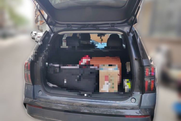 Used AION V 2024 Aion Tyrannosaurus 520 Smart Enjoy Edition Trunk