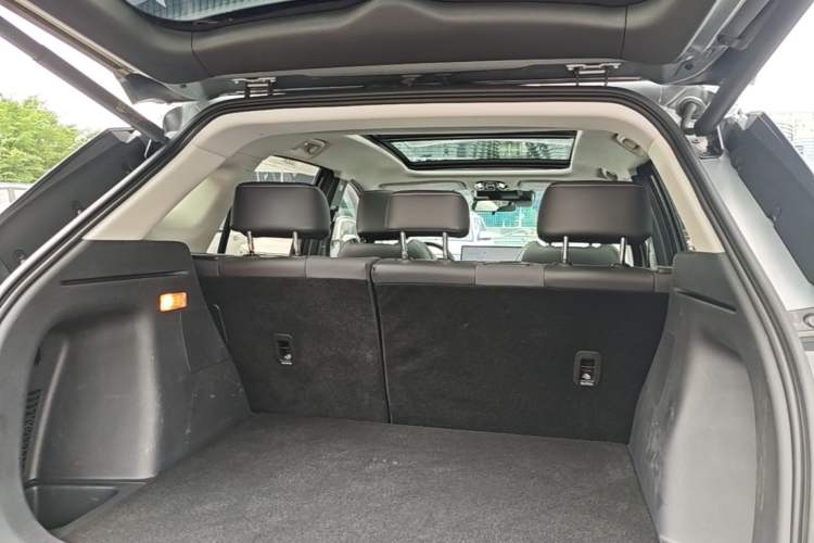 Used AION V 2024 Plus 80 Star Edition Ternary Lithium Trunk