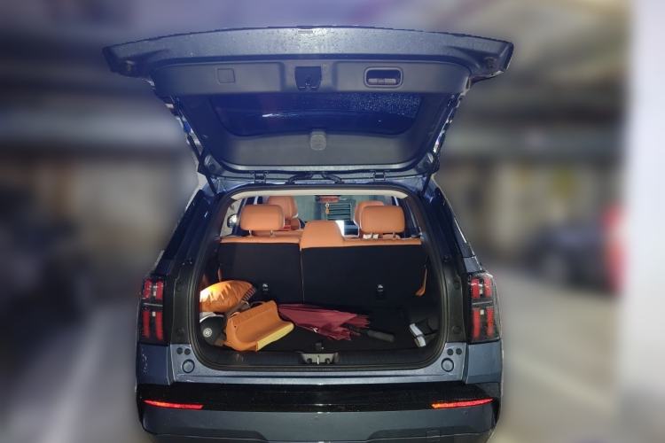 Used AION V 2024 Aion Tyrannosaurus 520 Smart Luxury Edition Trunk