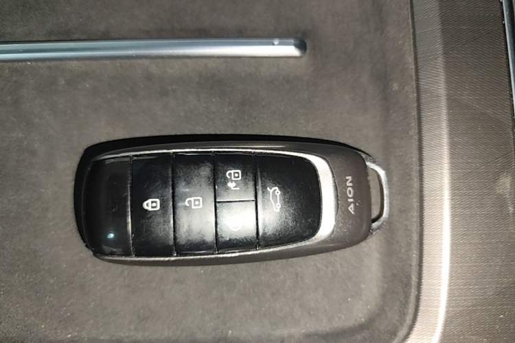 Used AION V 2024 Plus 70 Star Edition Lithium Iron Phosphate Vehicle Key