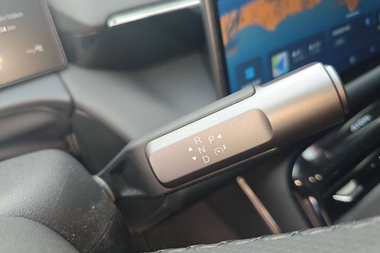 Used AION V 2024 Aion Tyrannosaurus 520 Smart Luxury Edition Gear Lever