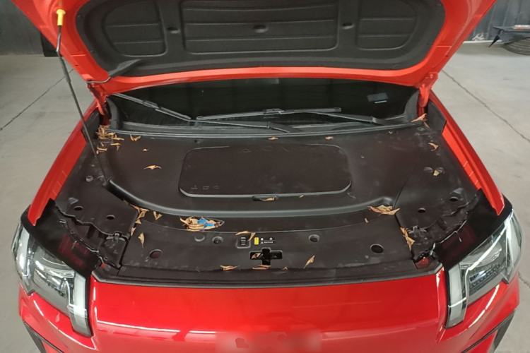 Used AION V 2024 Aion Tyrannosaurus 650 LiDAR Edition Engine Bay