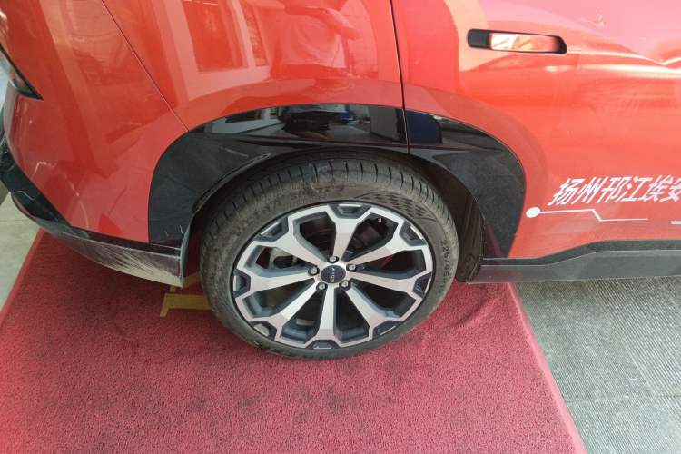 Used AION V 2024 Aion Tyrannosaurus 650 LiDAR Edition Exterior 8