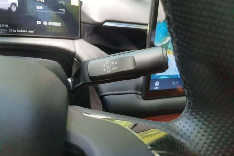 Used AION V 2024 Aion Tyrannosaurus 650 LiDAR Edition Gear Lever