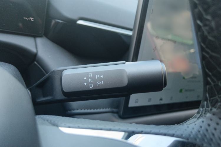 Used AION V 2024 Aion Tyrannosaurus 650 LiDAR Edition Gear Lever
