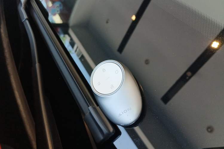 Used AION V 2024 Aion Tyrannosaurus 650 LiDAR Edition Interior 1