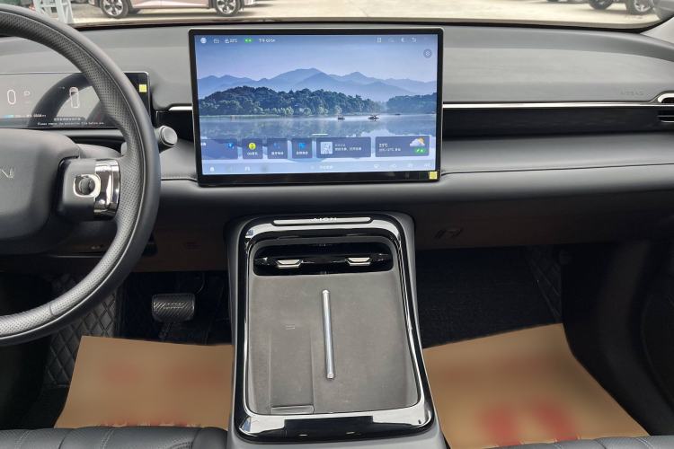 Used AION V 2024 Aion Tyrannosaurus 650 LiDAR Edition Interior 4
