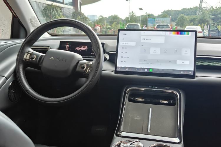 Used AION V 2024 Aion Tyrannosaurus 650 Smart Premium Edition Interior 4