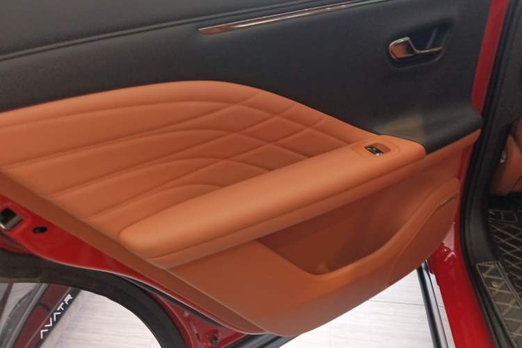 Used AION V 2024 Aion Tyrannosaurus 650 LiDAR Edition Interior 8