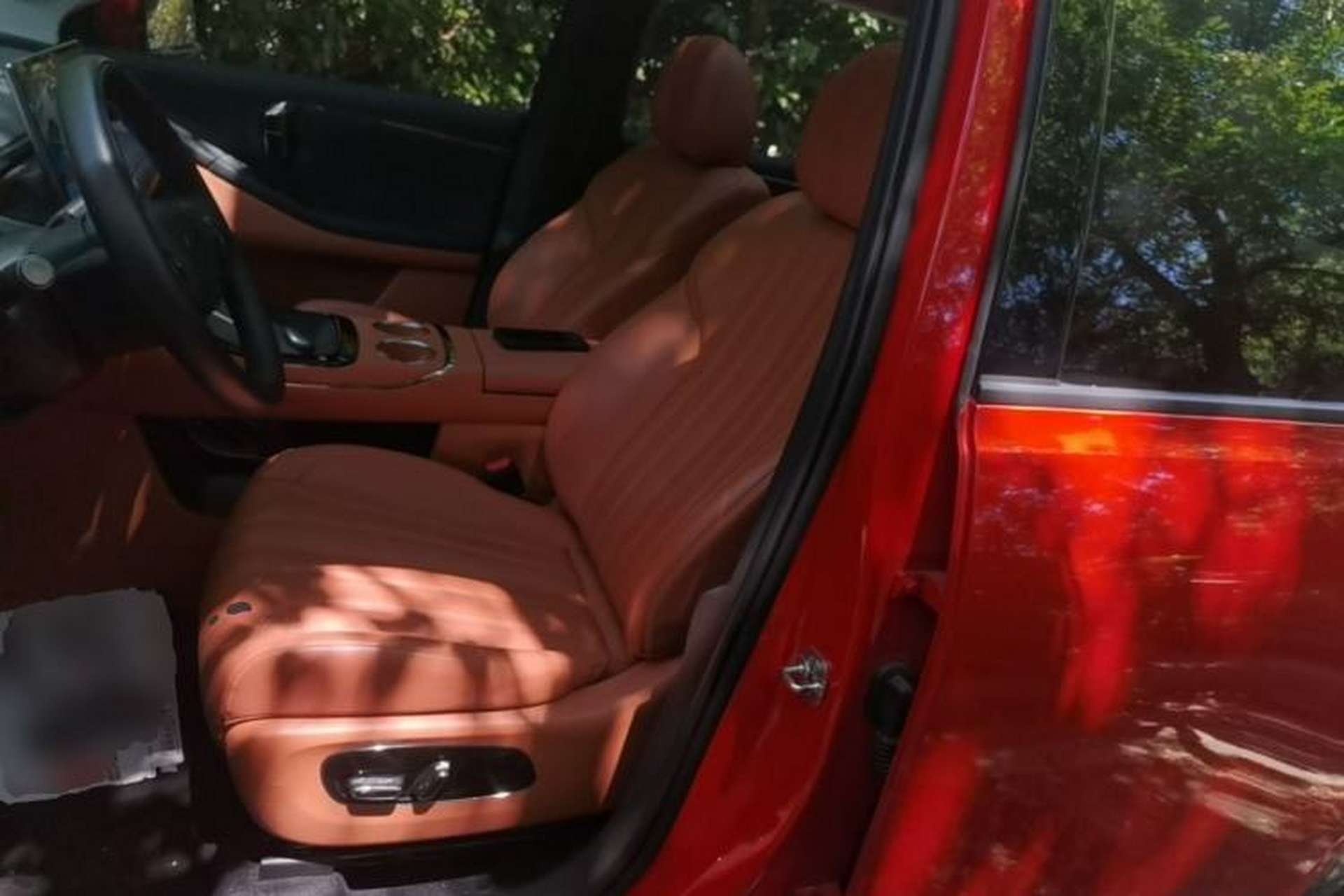 Used AION V 2024 Aion Tyrannosaurus 650 LiDAR Edition Left Front Seat