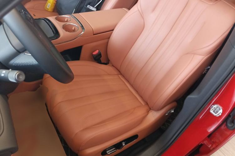 Used AION V 2024 Aion Tyrannosaurus 650 LiDAR Edition Left Front Seat