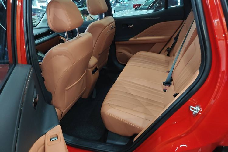 Used AION V 2024 Aion Tyrannosaurus 650 LiDAR Edition Left Rear Seat