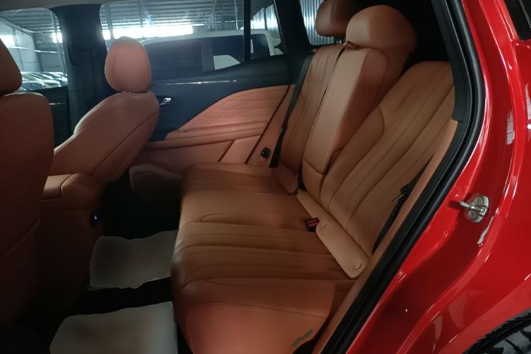 Used AION V 2024 Aion Tyrannosaurus 650 LiDAR Edition Left Rear Seat