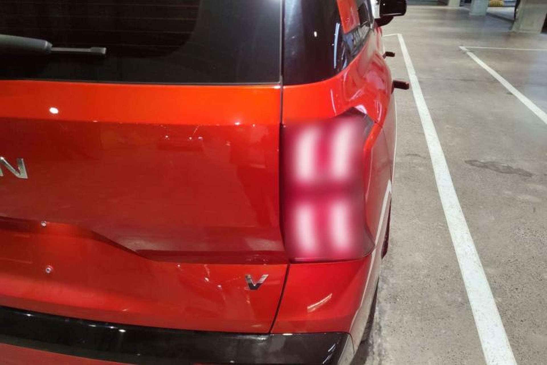 Used AION V 2024 Aion Tyrannosaurus 650 Smart Luxury Edition Right Rear Taillight