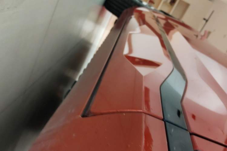 Used AION V 2024 Aion Tyrannosaurus 650 LiDAR Edition Right Side Sill