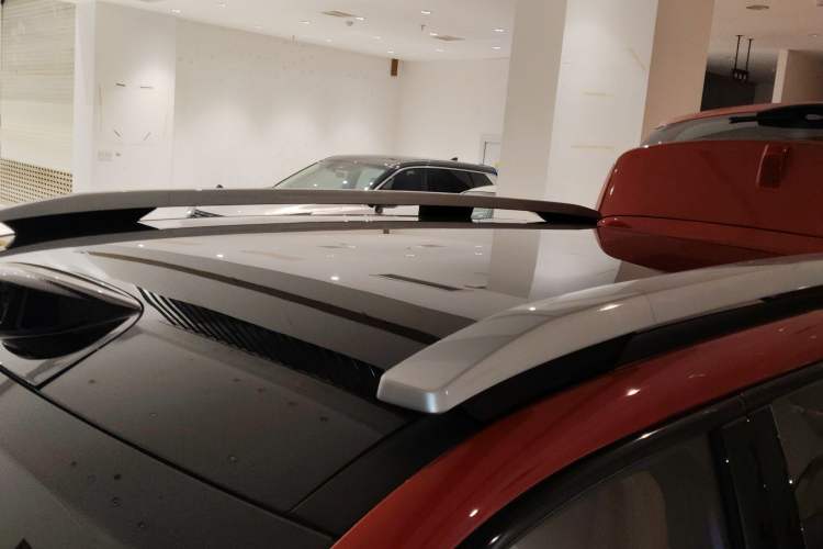 Used AION V 2024 Aion Tyrannosaurus 650 LiDAR Edition Roof