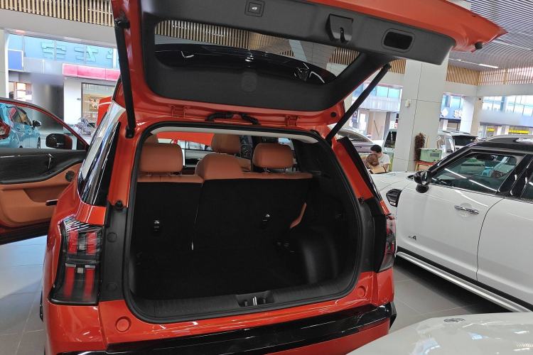 Used AION V 2024 Aion Tyrannosaurus 650 LiDAR Edition Trunk