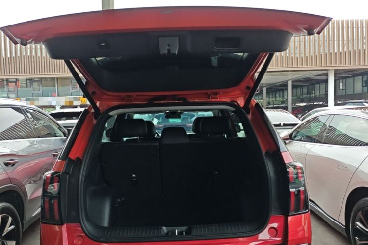 Used AION V 2024 Aion Tyrannosaurus 650 Smart Premium Edition Trunk