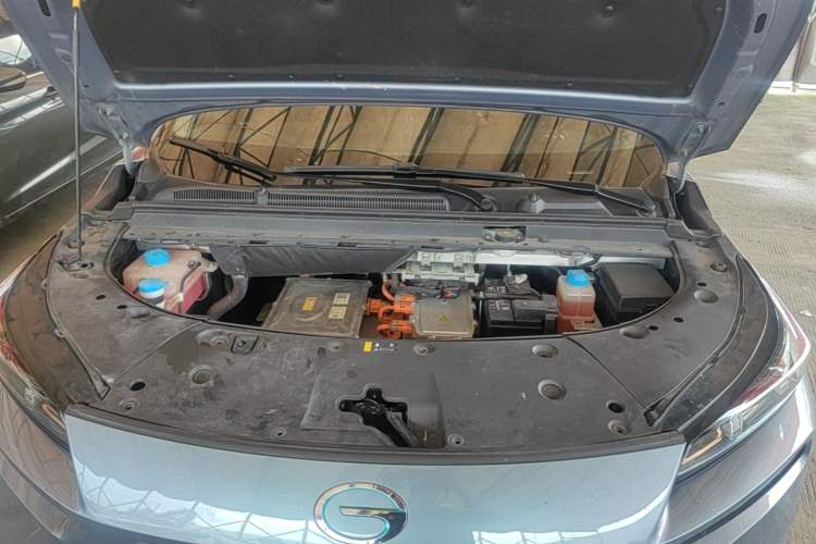 Used AION V 2024 Plus 70 Star Edition Ternary Lithium Engine Bay