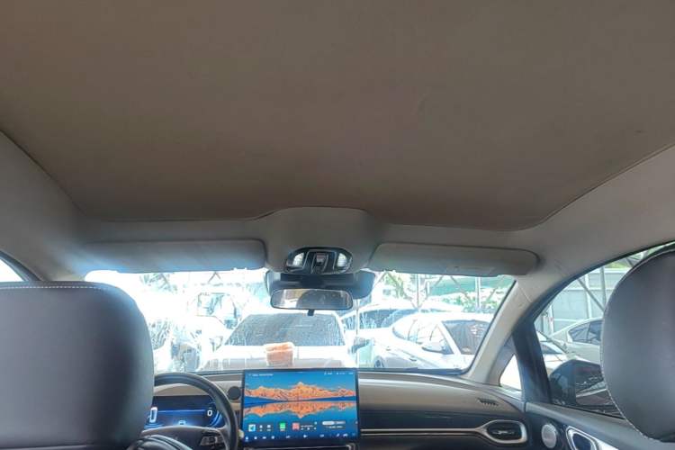 Used AION V 2024 Plus 70 Star Edition Ternary Lithium Headliner