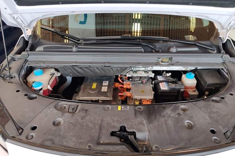 Used AION V 2024 Plus 70 Star Edition Lithium Iron Phosphate Engine Bay